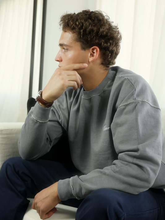 "THE FACTORY" PIGMENT GREY CREWNECK
